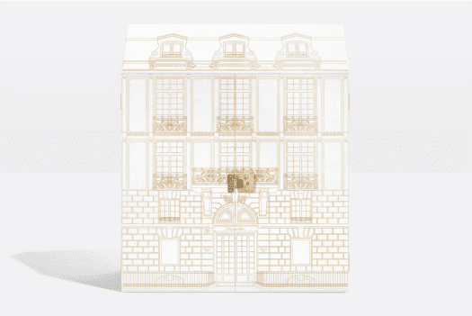 Read more about the article Dior Trunk of Dreams: The Ultimate Luxury Advent Calendar – Now Available